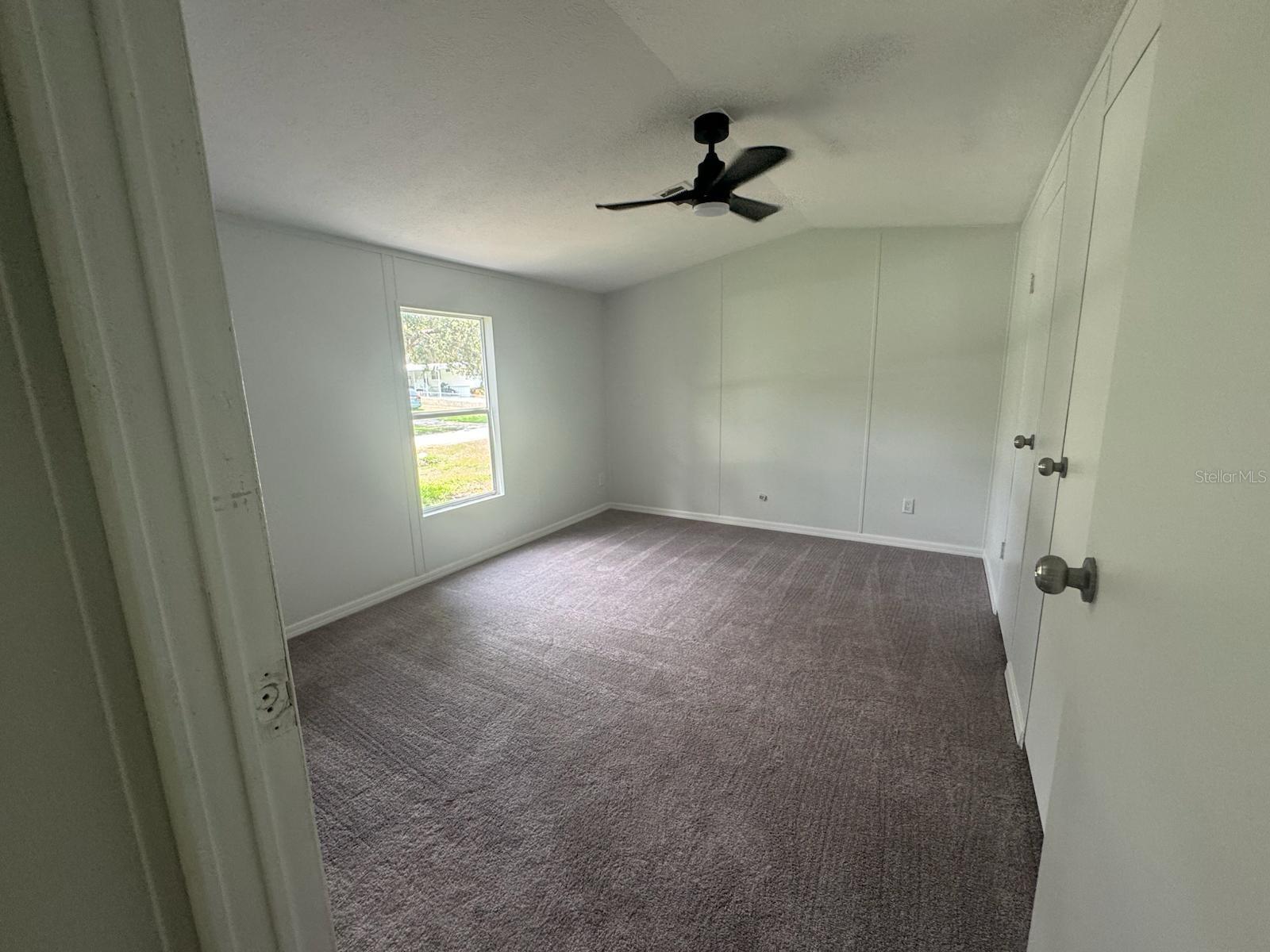 Listing photo id 10 for 9053 Bourbon Street