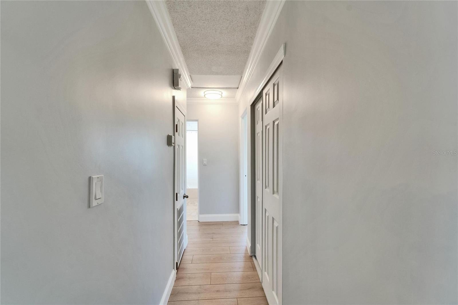 Image 36 of 73 For 4518 Helena Street Ne