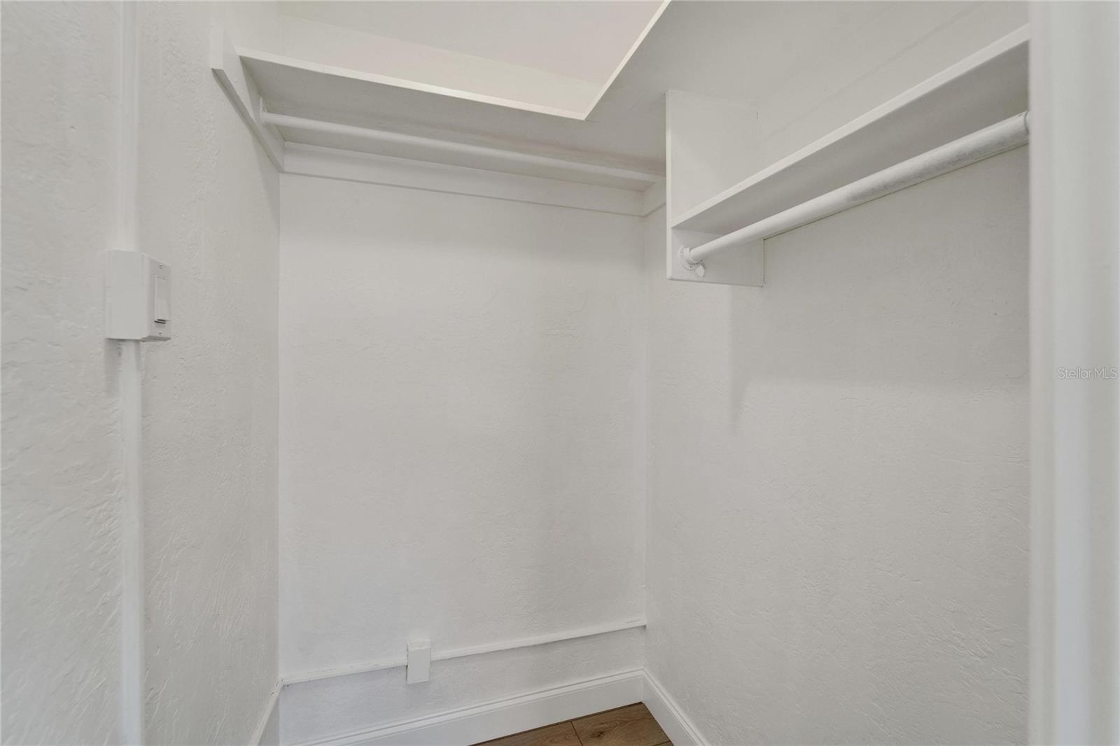 Image 40 of 73 For 4518 Helena Street Ne
