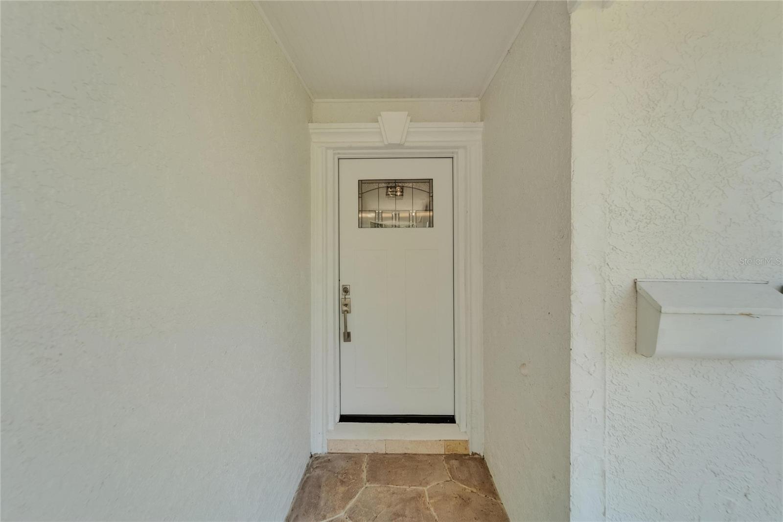 Image 9 of 73 For 4518 Helena Street Ne