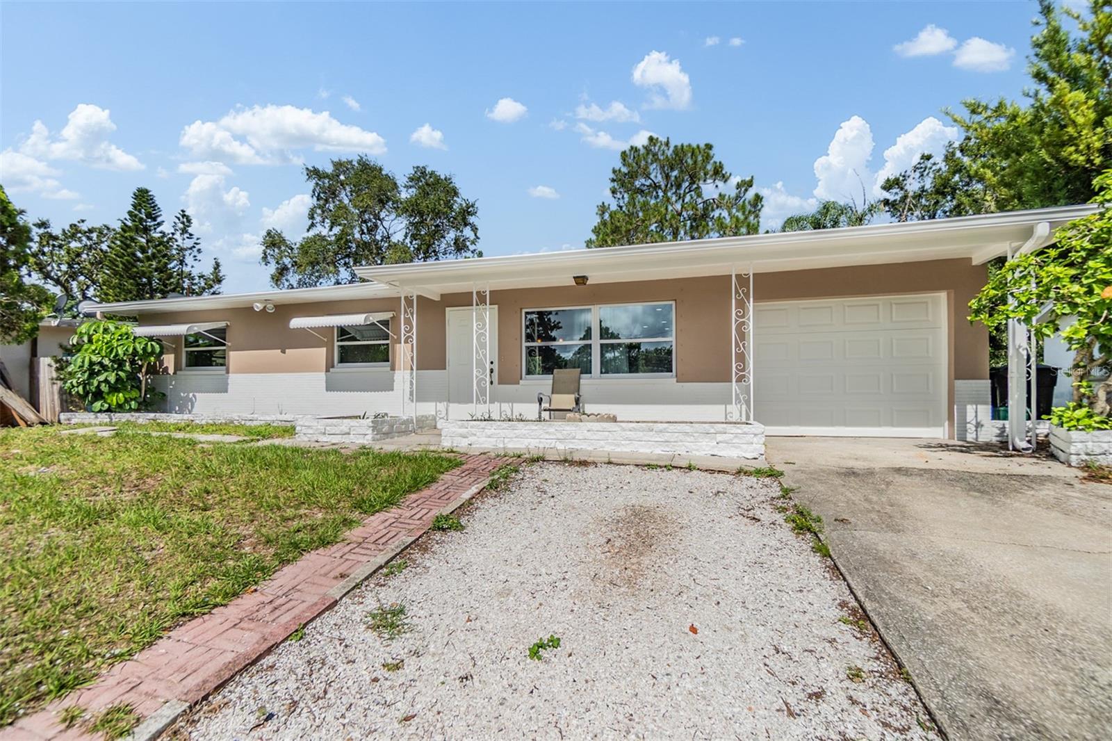 Image 29 of 32 For 954 Dumont Drive