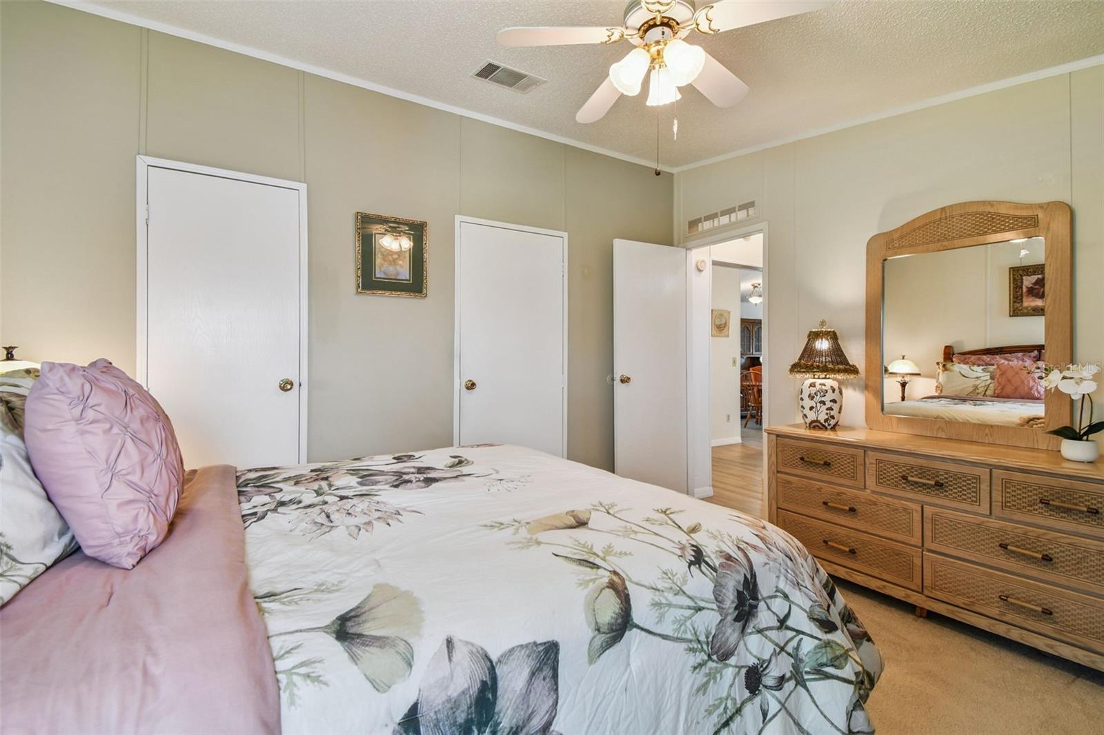 Image 24 of 48 For 427 Pelican Drive S