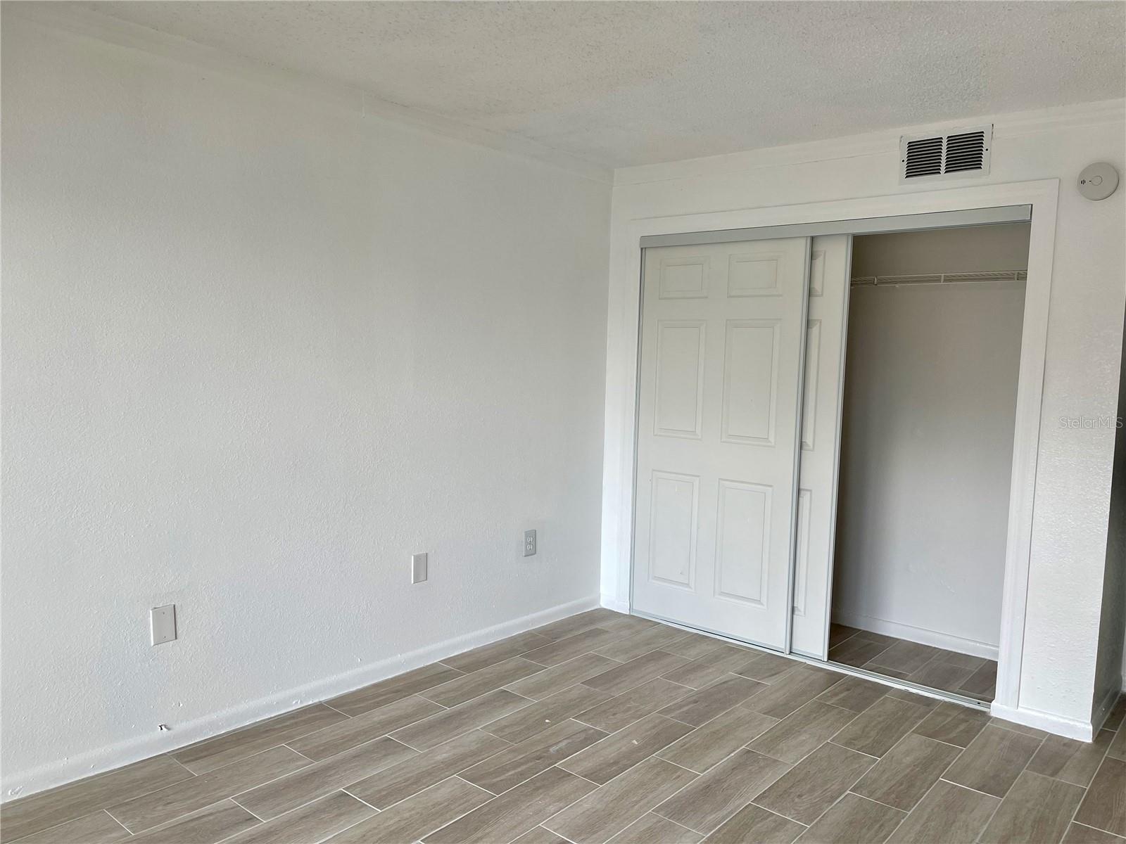Image 11 of 28 For 103 1st Street E 215