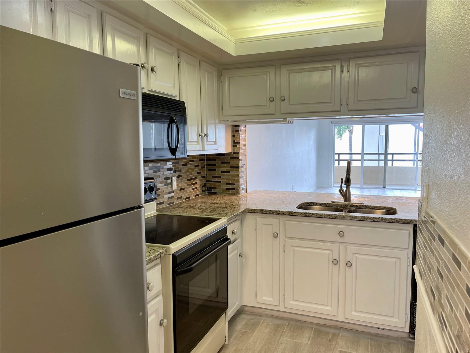 Image 4 of 28 For 103 1st Street E 215