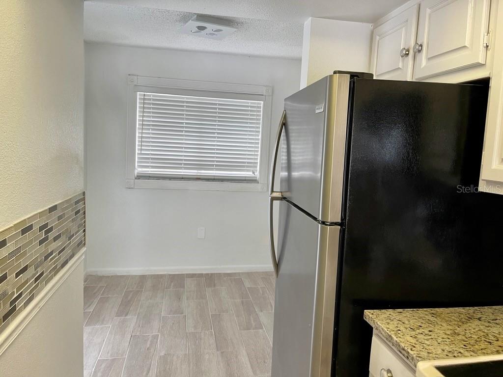Image 5 of 28 For 103 1st Street E 215
