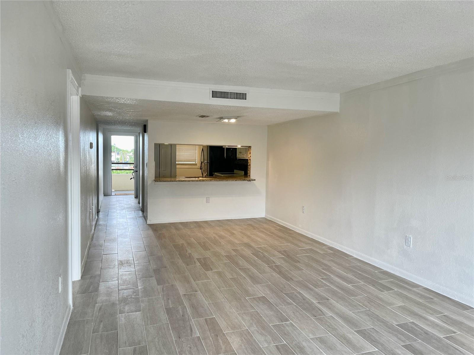 Image 7 of 28 For 103 1st Street E 215