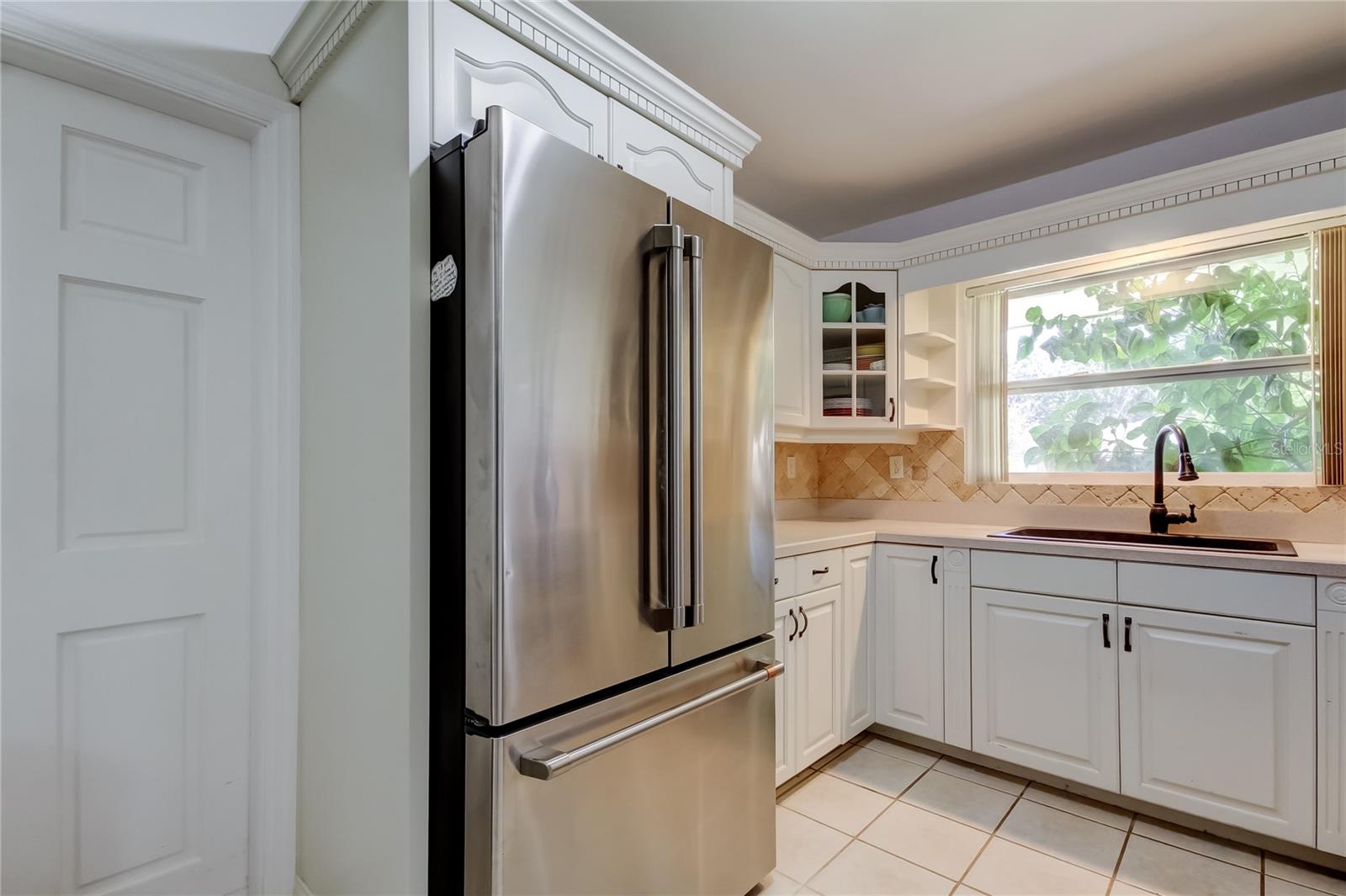 Image 20 of 46 For 1868 Lombardy Drive