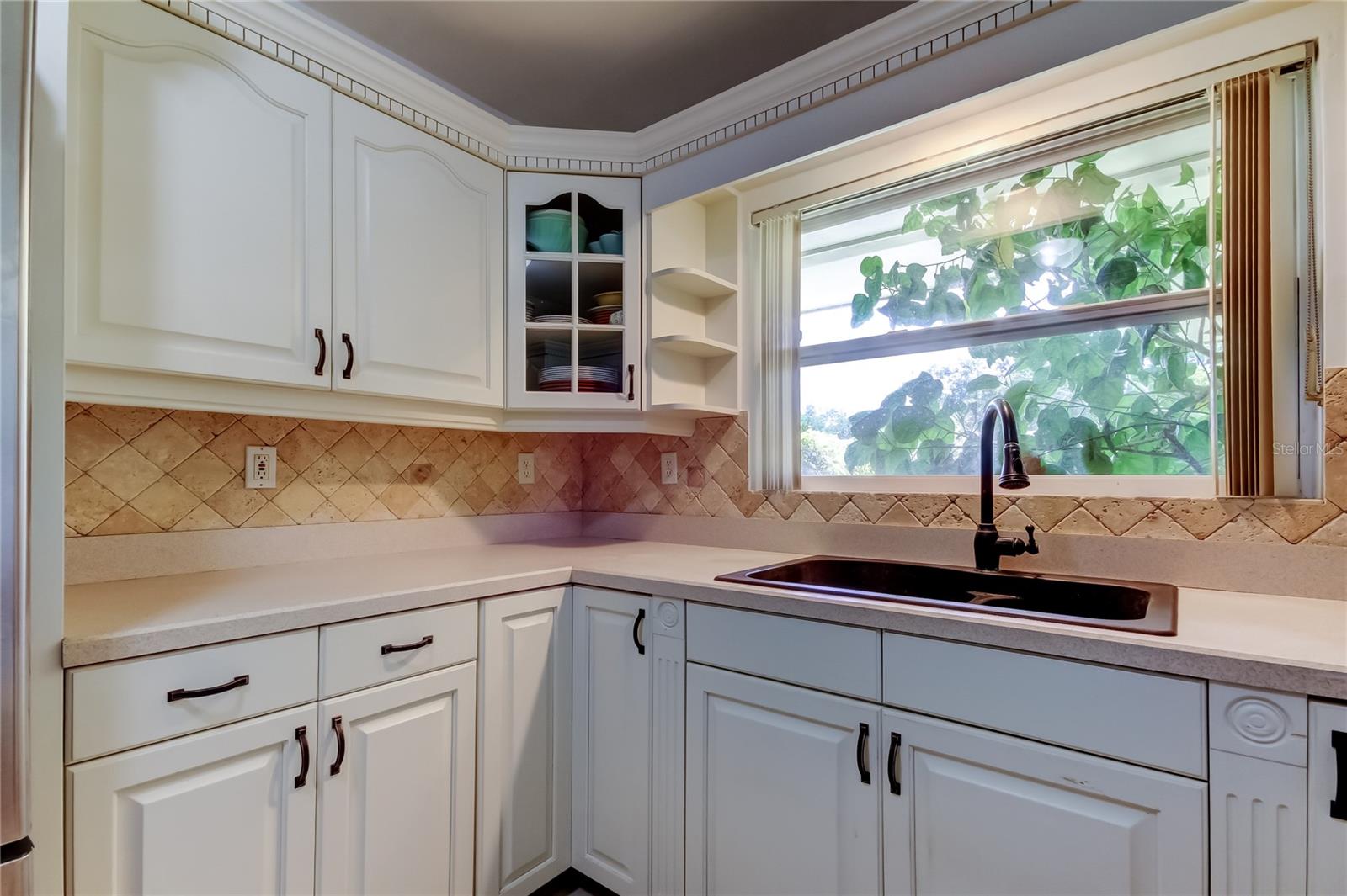 Image 22 of 46 For 1868 Lombardy Drive