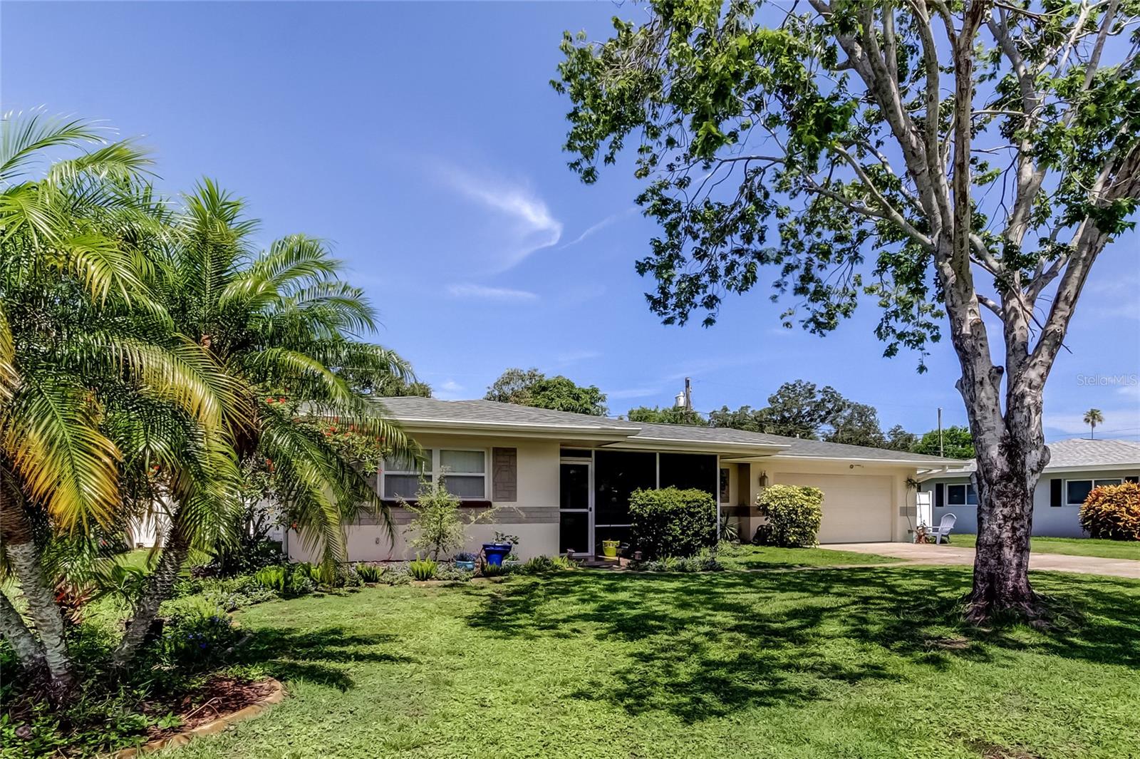 Image 3 of 46 For 1868 Lombardy Drive