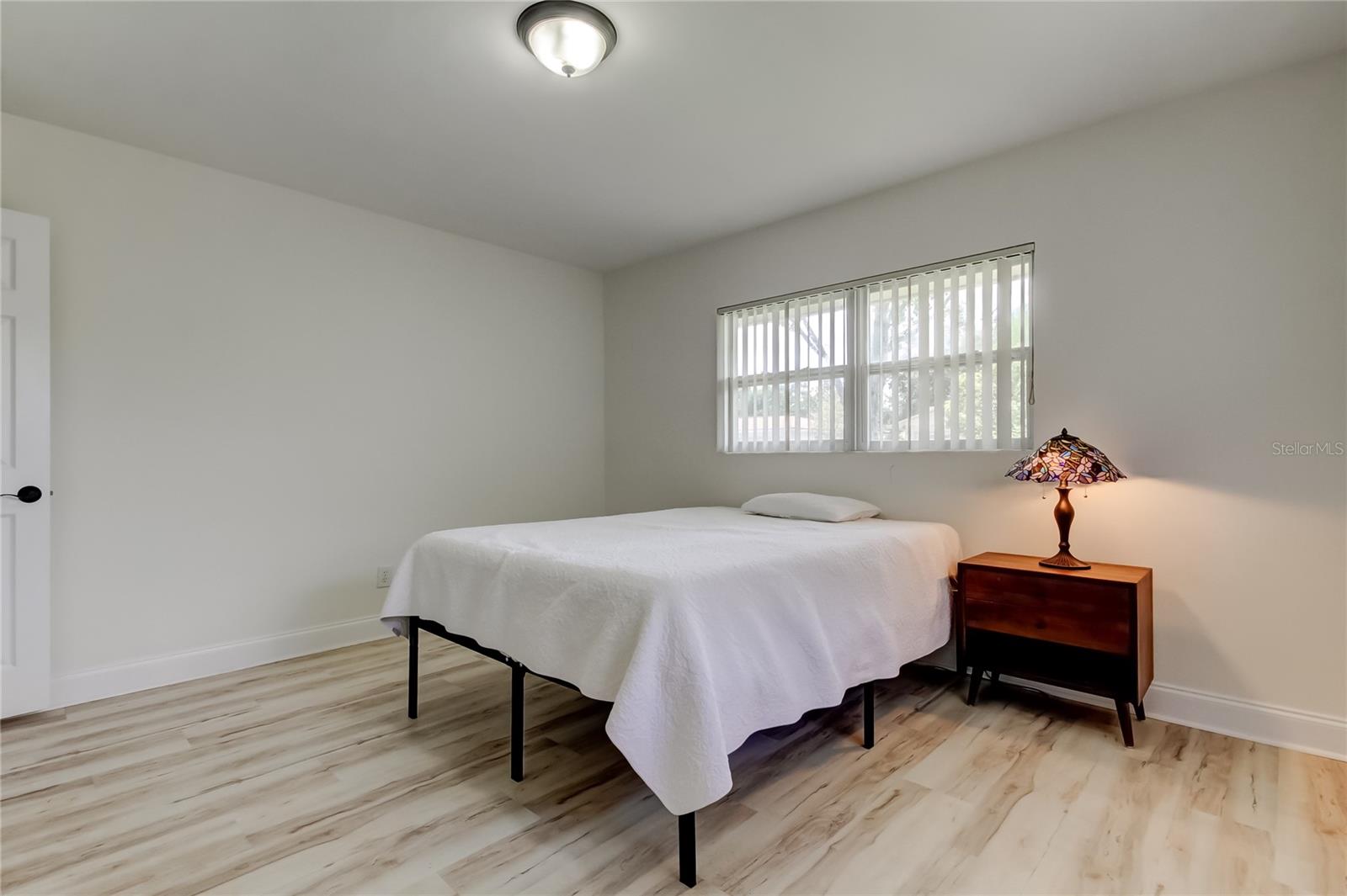Image 31 of 46 For 1868 Lombardy Drive