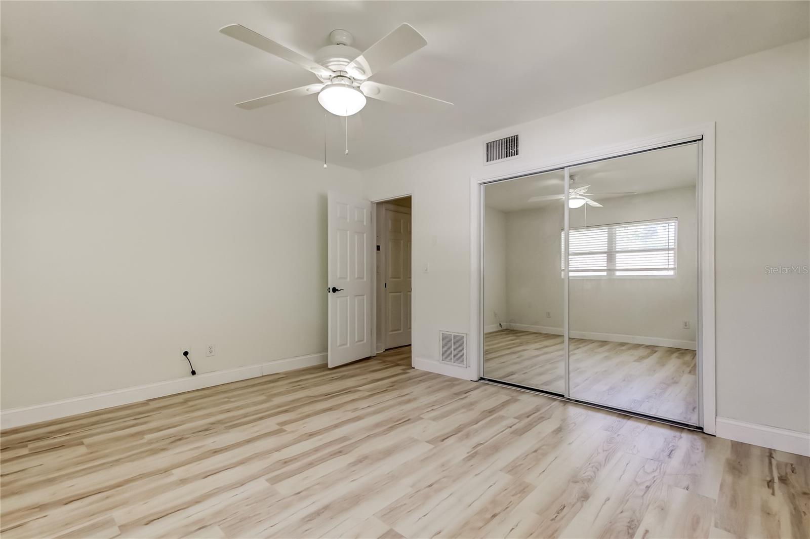 Image 38 of 46 For 1868 Lombardy Drive
