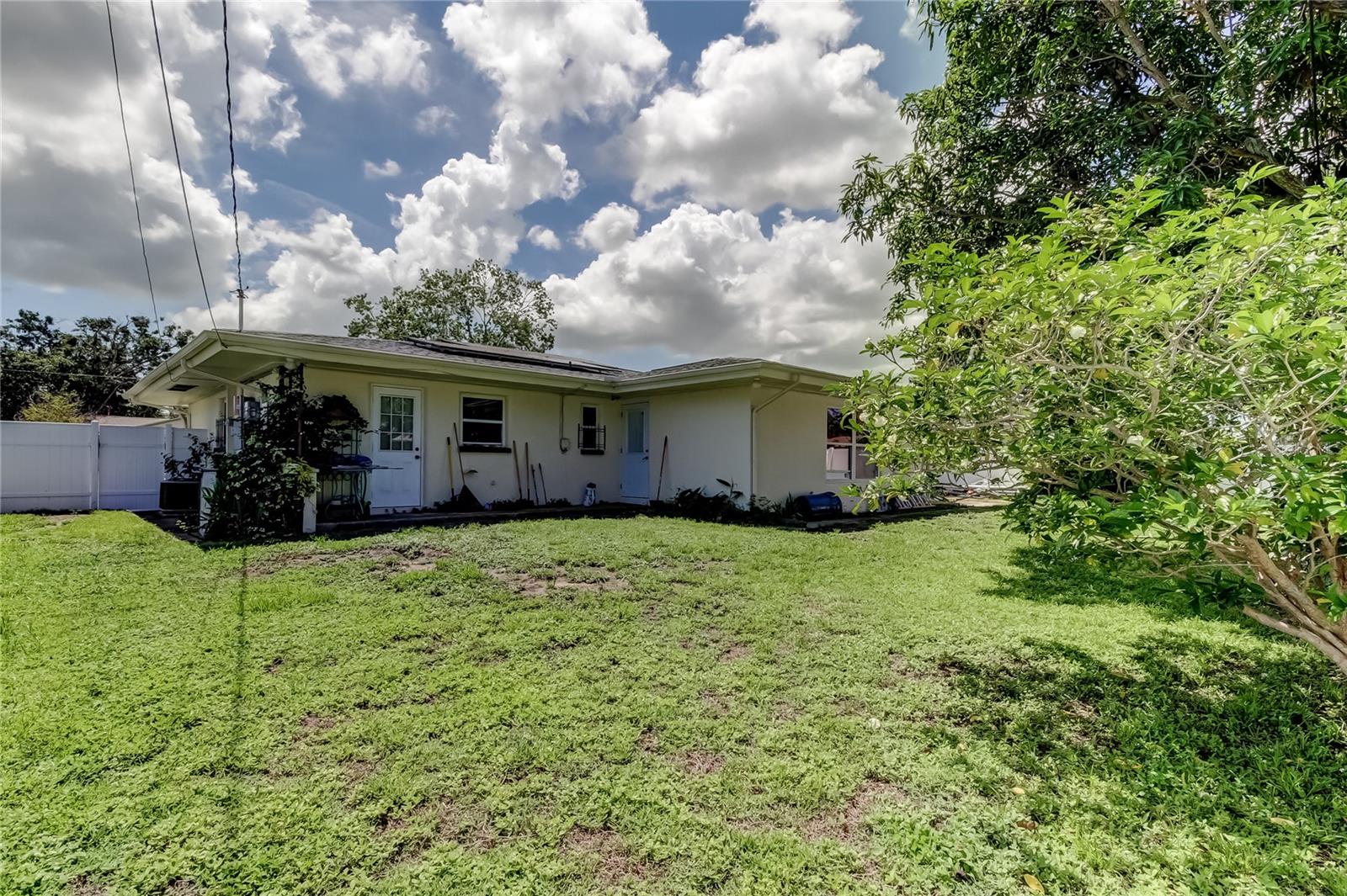 Image 43 of 46 For 1868 Lombardy Drive