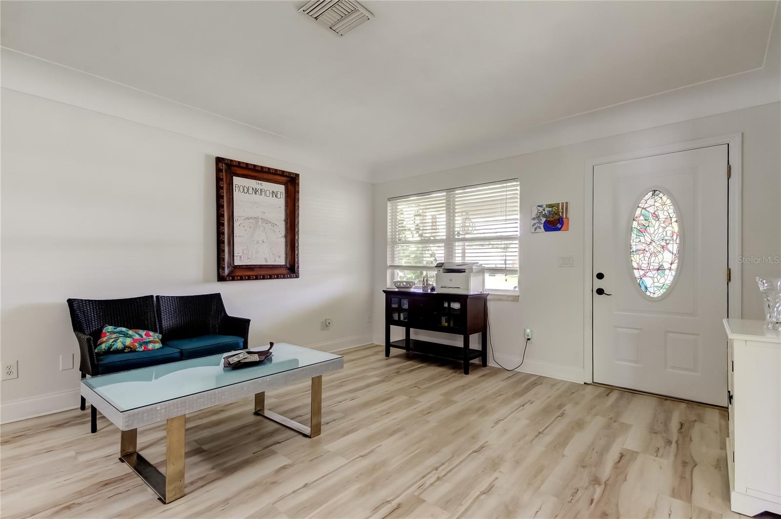 Image 7 of 46 For 1868 Lombardy Drive