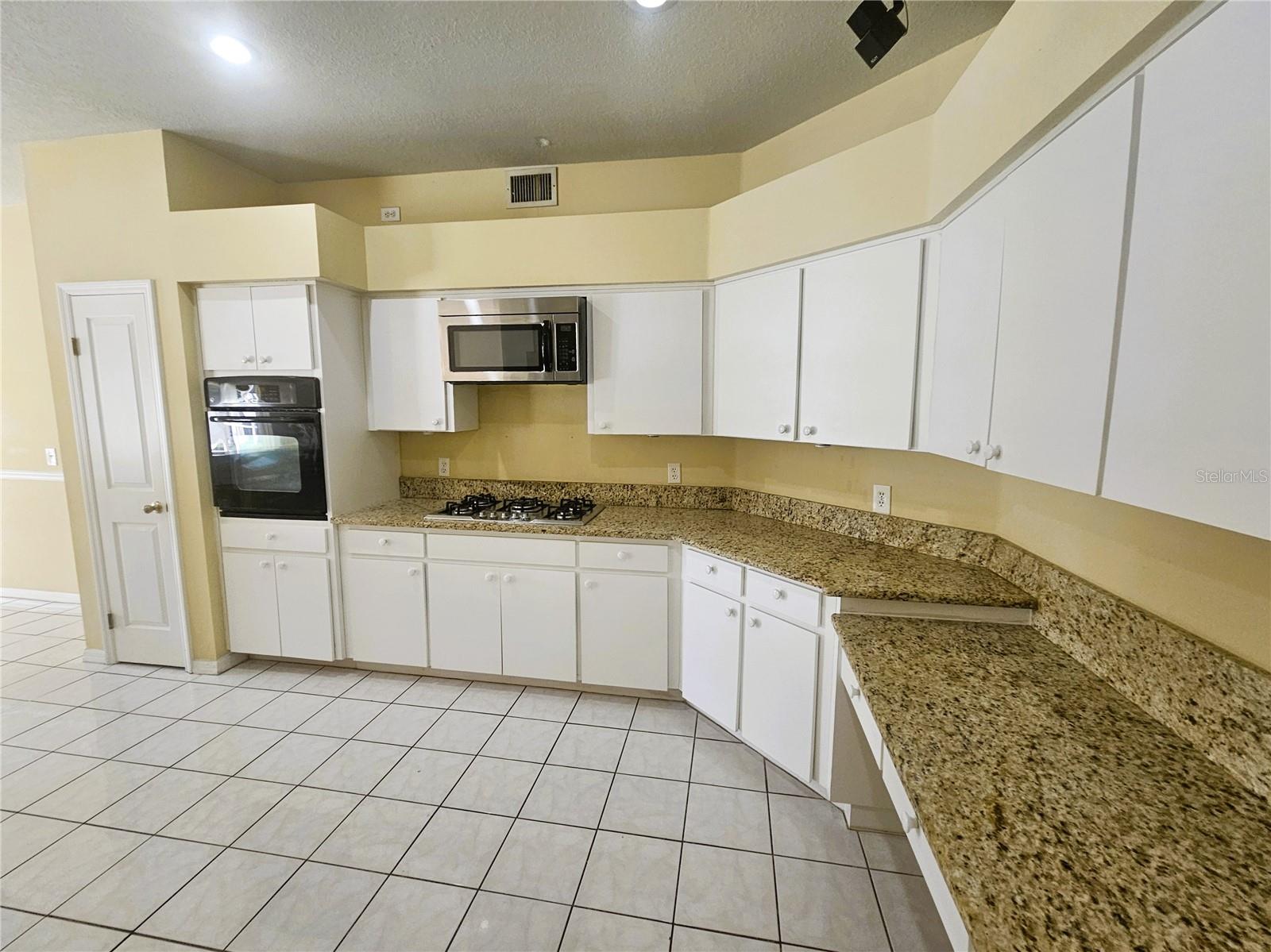 Image 13 of 33 For 9708 Dunscroft Lane