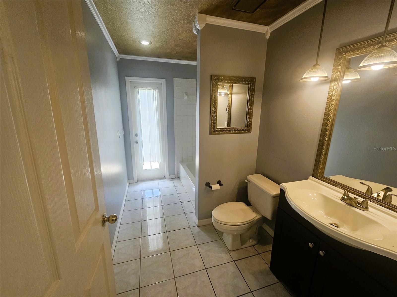 Image 16 of 33 For 9708 Dunscroft Lane
