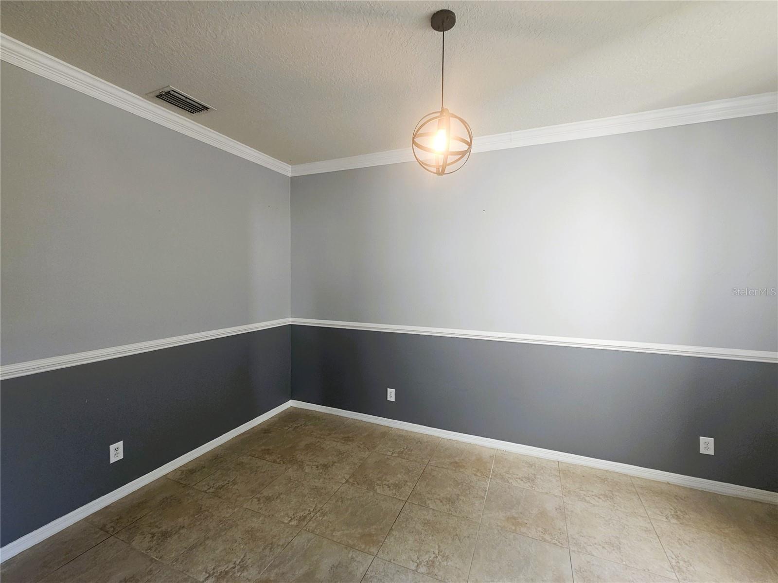 Image 5 of 33 For 9708 Dunscroft Lane