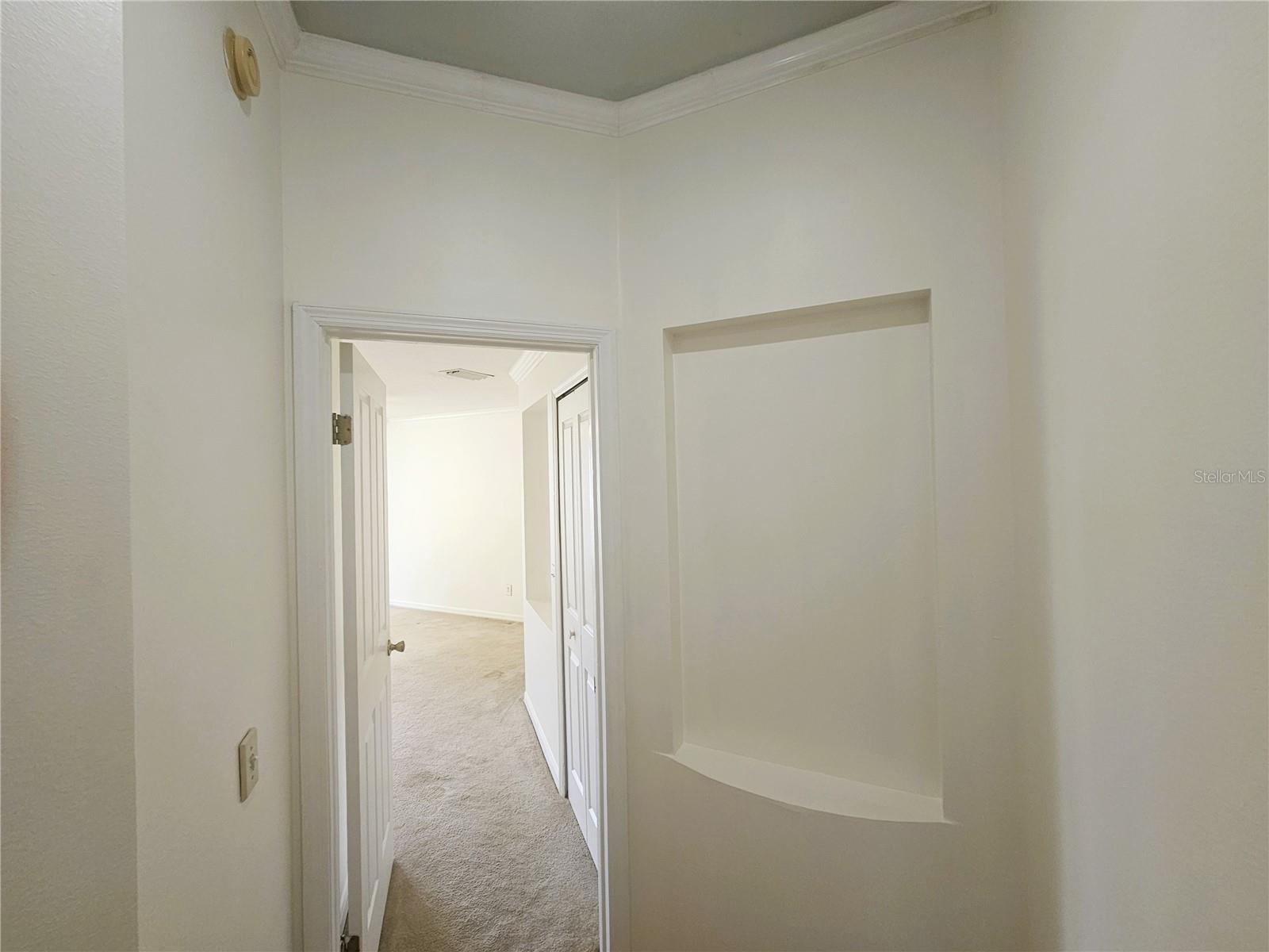 Image 7 of 33 For 9708 Dunscroft Lane