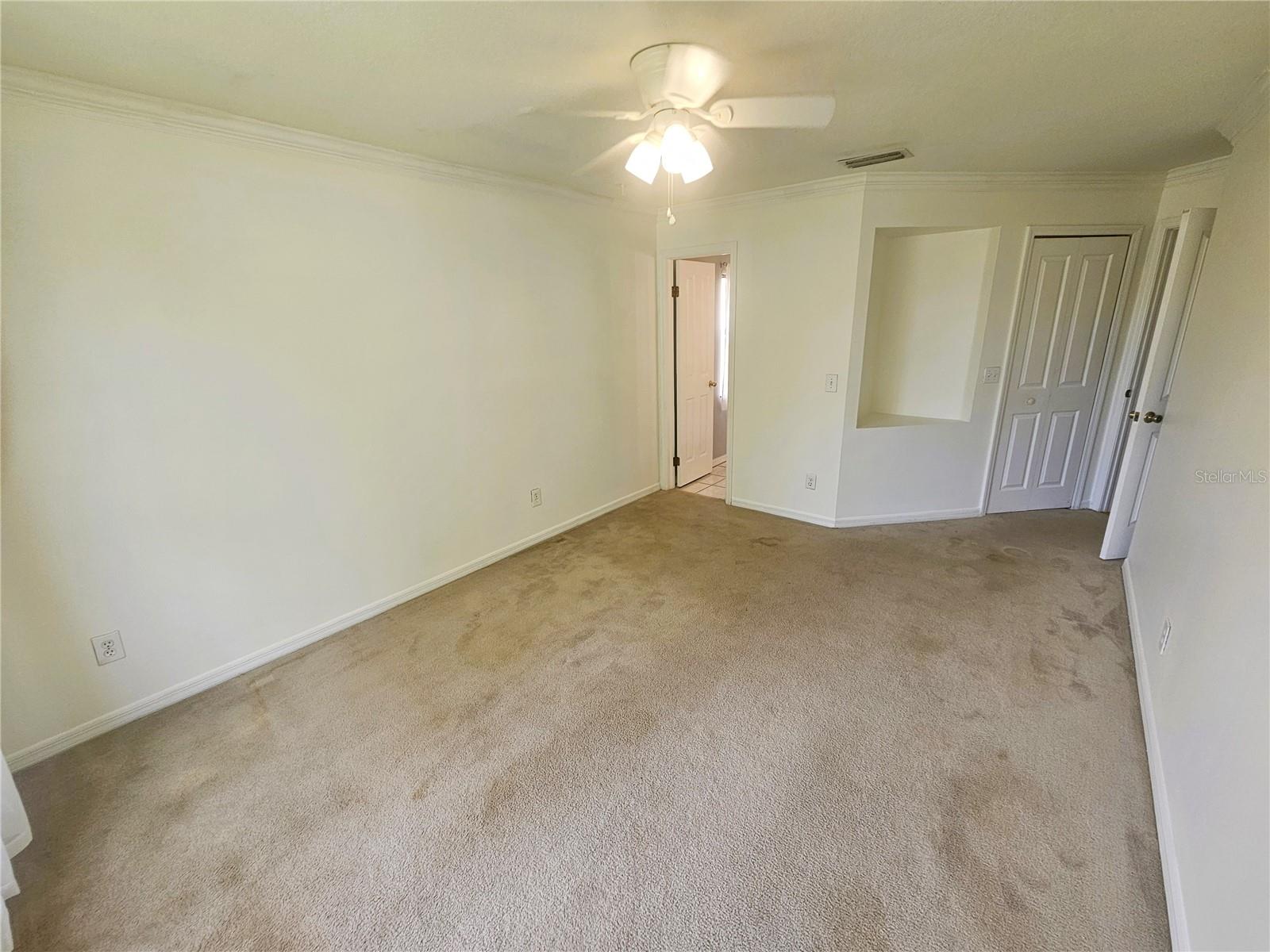 Image 9 of 33 For 9708 Dunscroft Lane