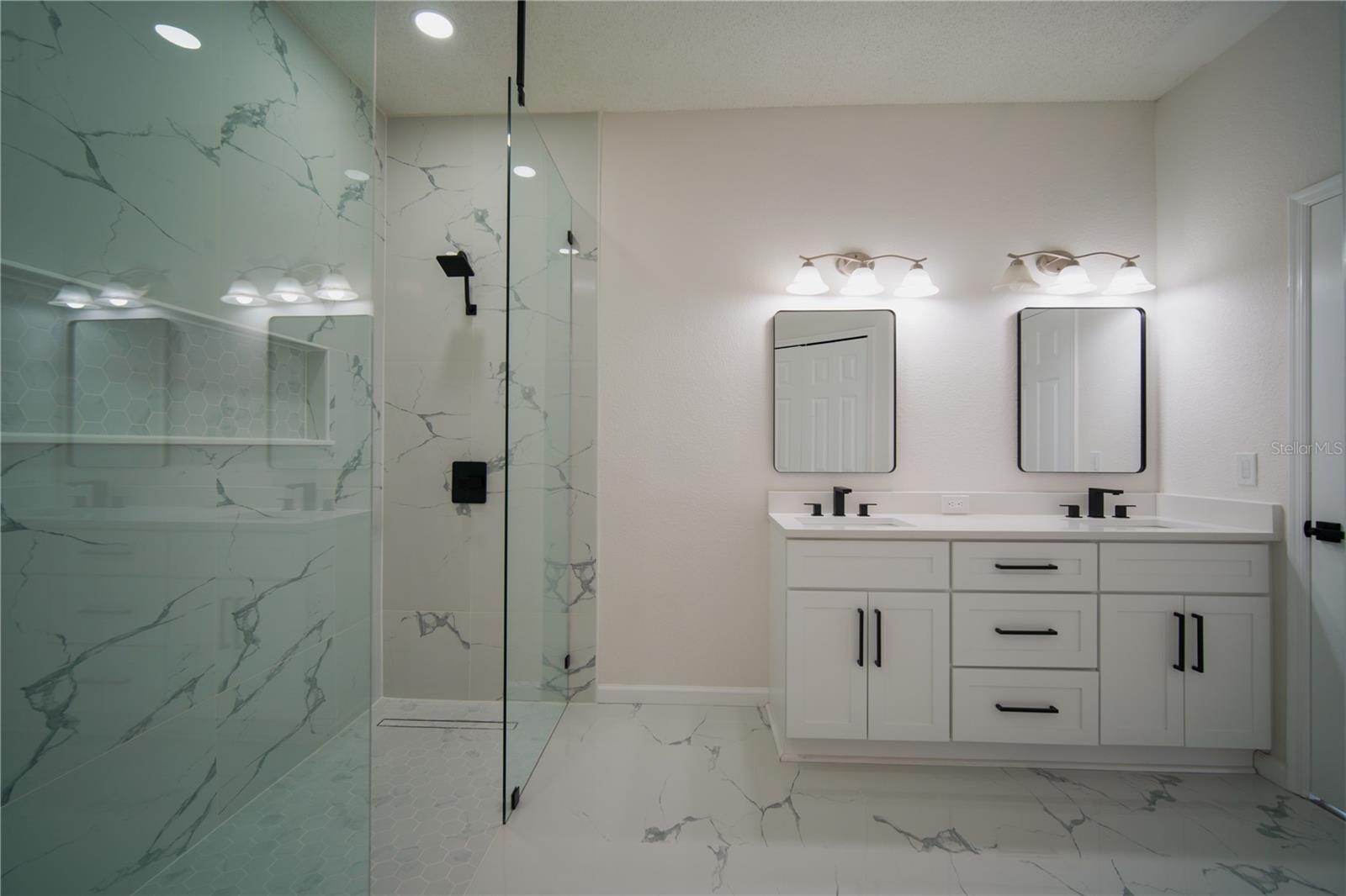 Image 15 of 31 For 11403 Wellman Drive