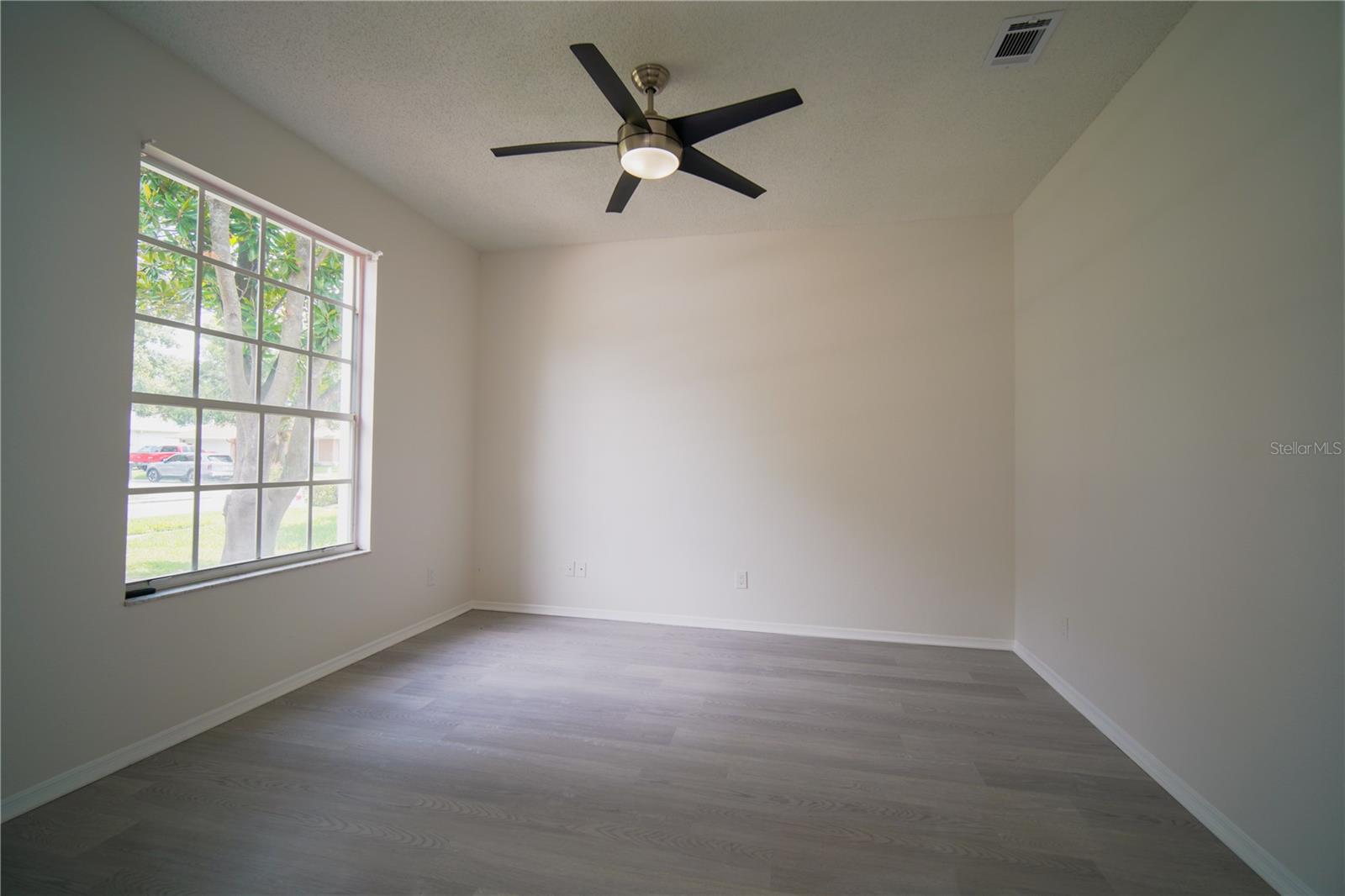 Image 18 of 31 For 11403 Wellman Drive