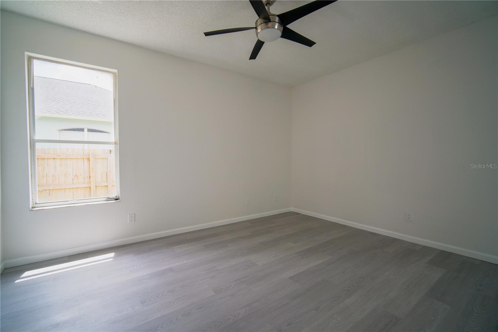 Image 21 of 31 For 11403 Wellman Drive