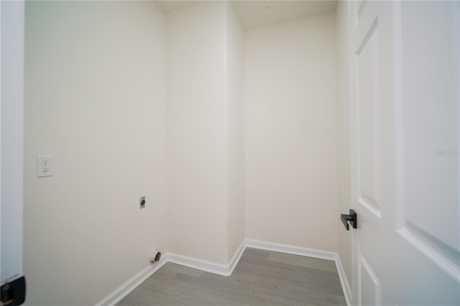 Image 30 of 31 For 11403 Wellman Drive