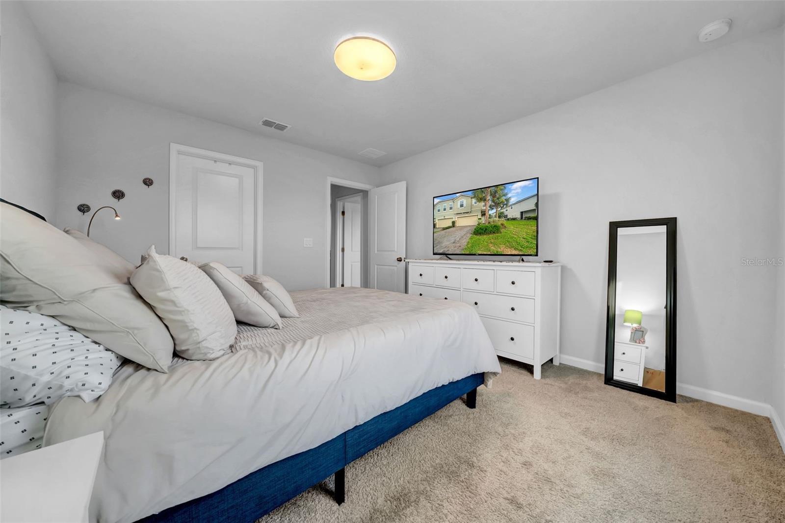 Listing photo id 36 for 19272 Blue Pond Drive