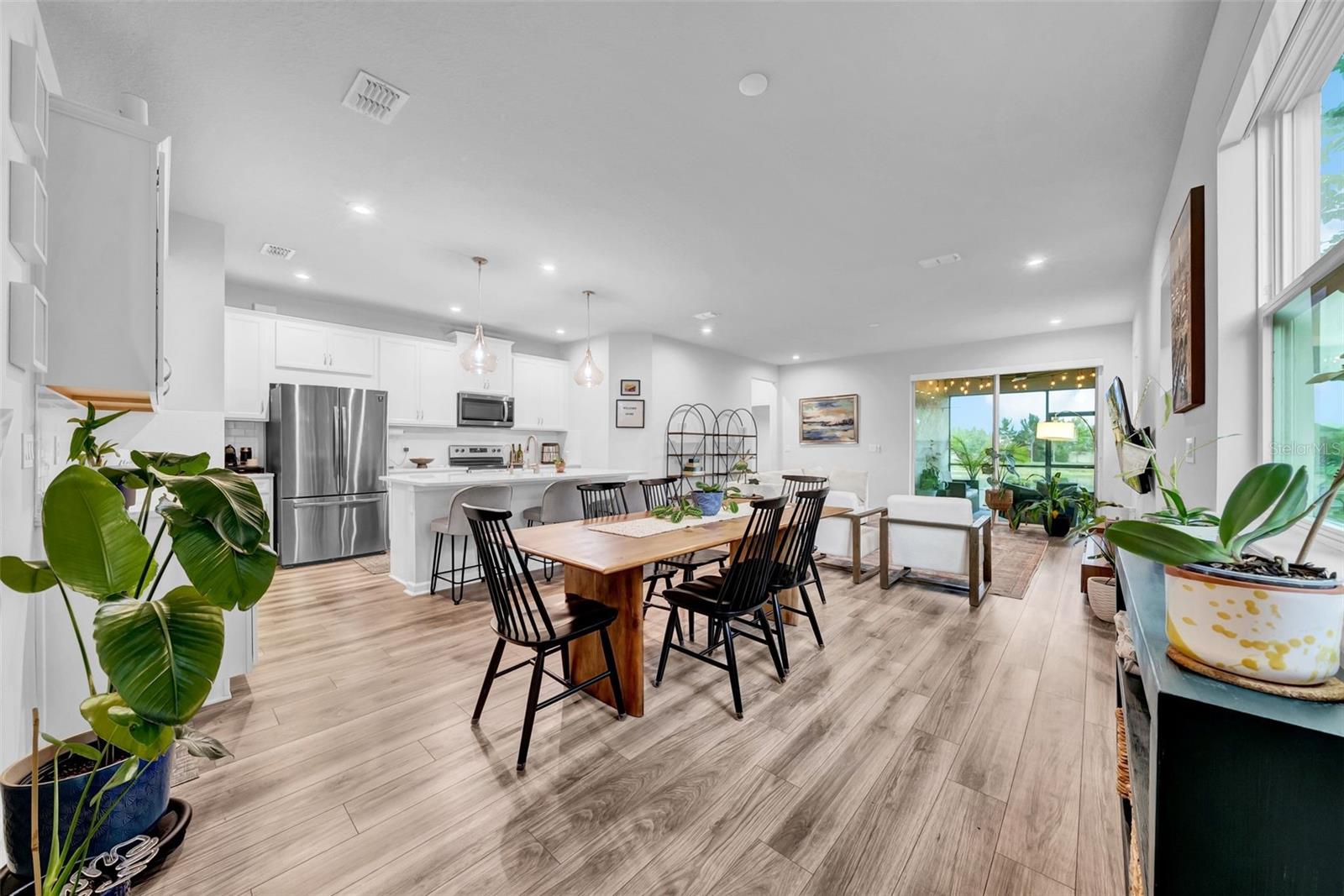 Listing photo id 6 for 19272 Blue Pond Drive