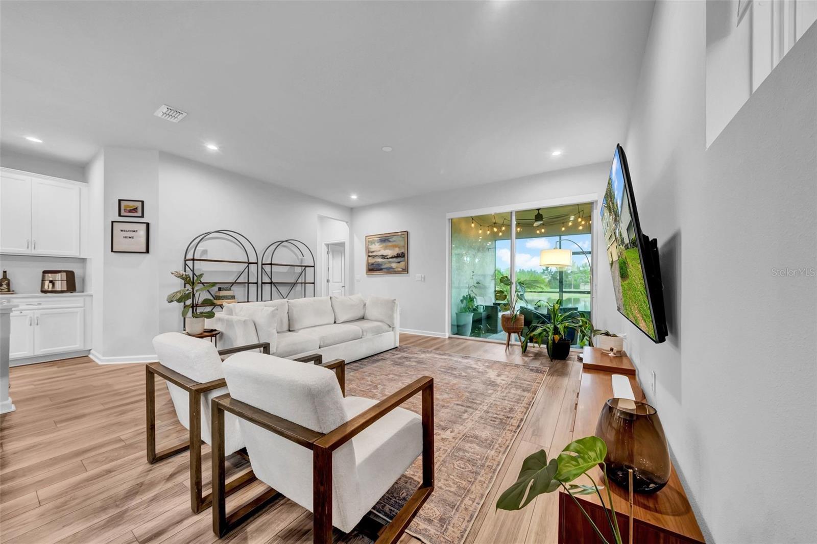 Listing photo id 7 for 19272 Blue Pond Drive