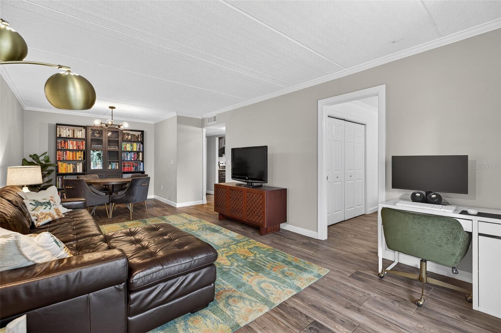 Image 5 of 17 For 3325 Bayshore Boulevard A31