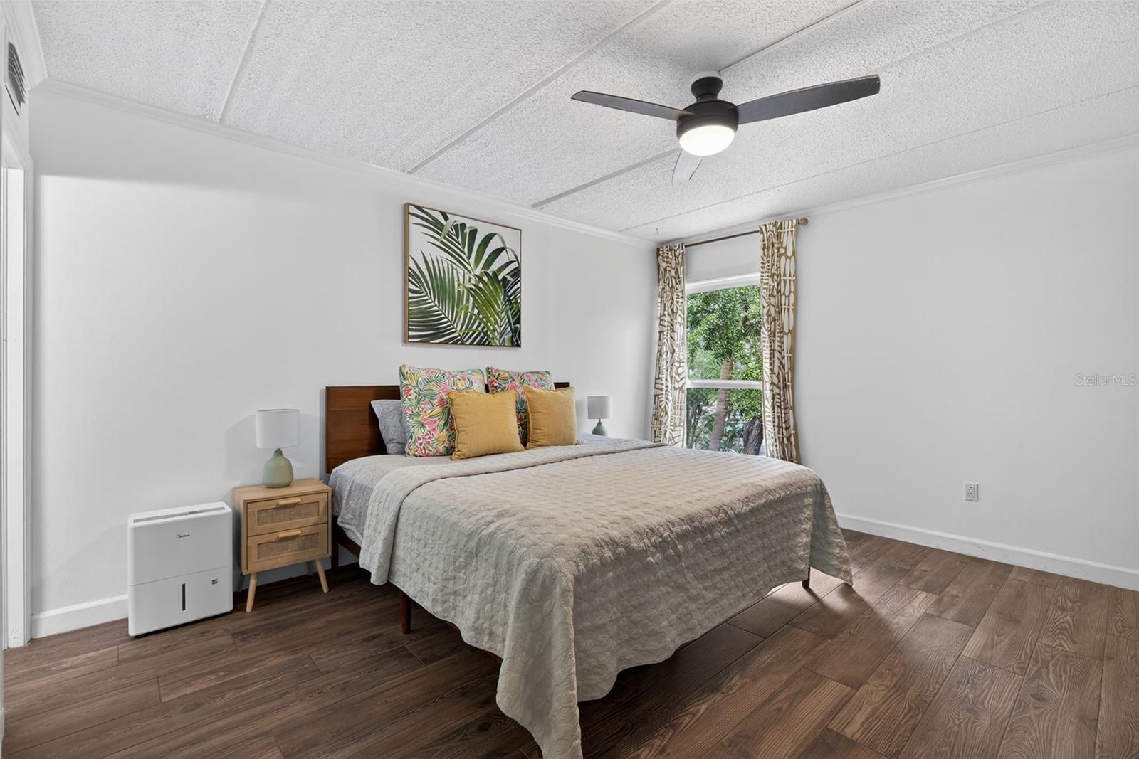 Image 8 of 17 For 3325 Bayshore Boulevard A31