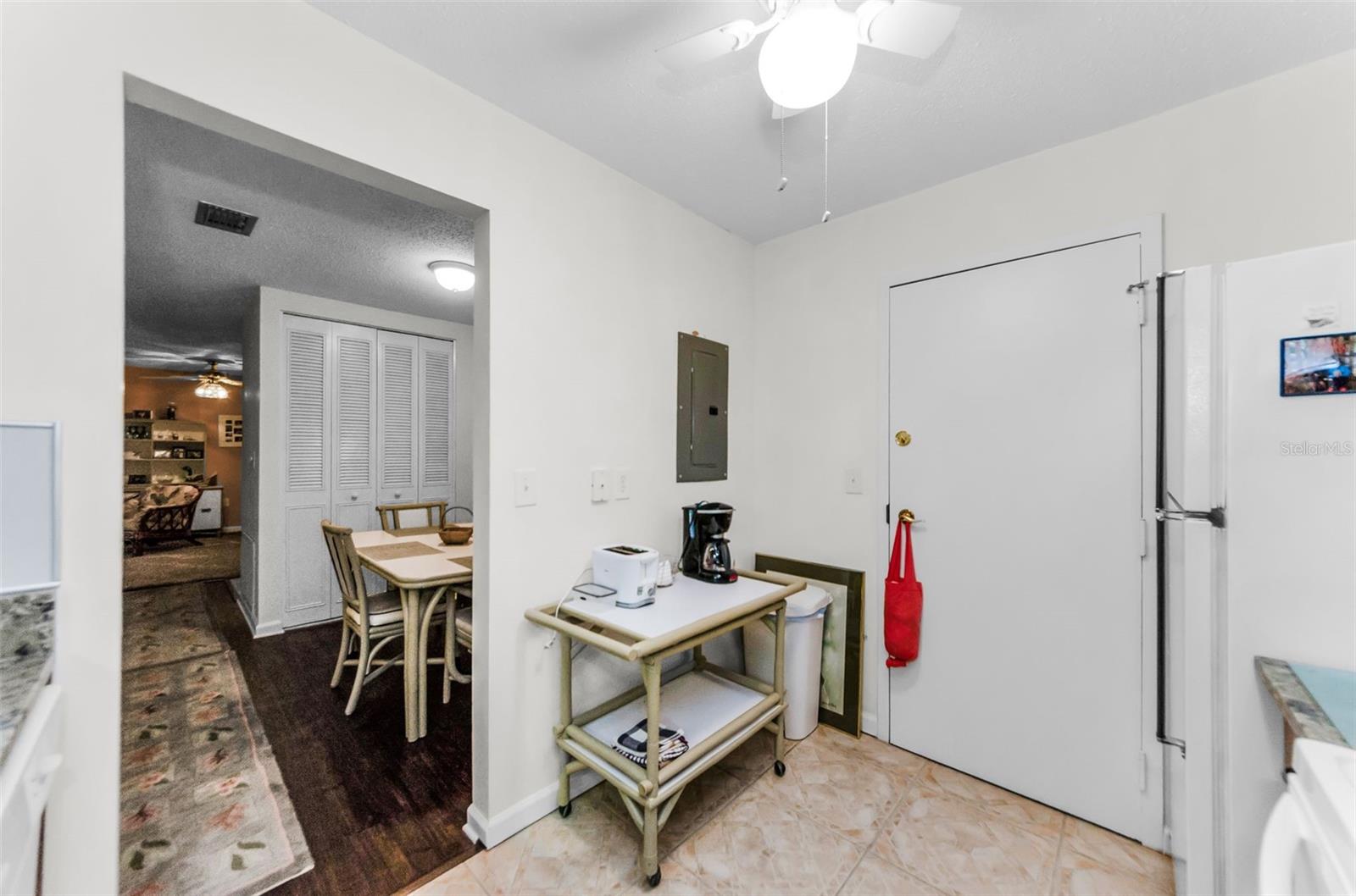 Image 15 of 38 For 2700 Bayshore Boulevard 4106