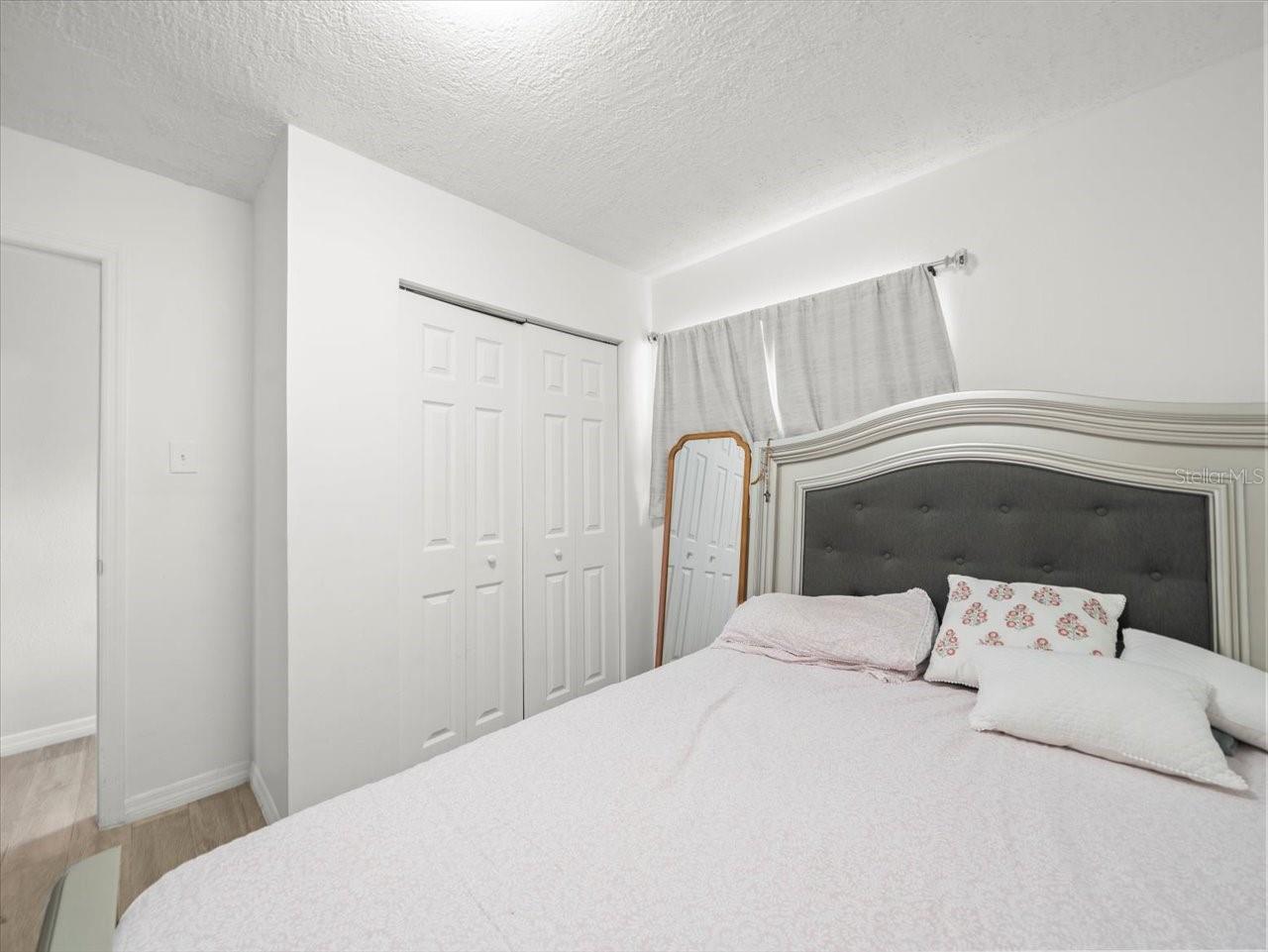 Image 27 of 33 For 8233 44th St N Street N