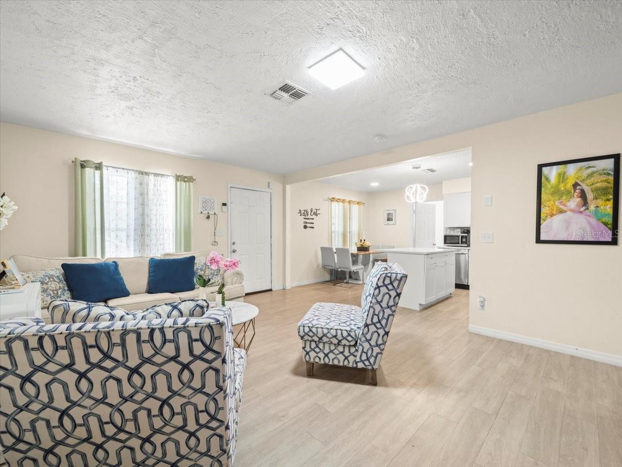 Image 7 of 33 For 8233 44th St N Street N