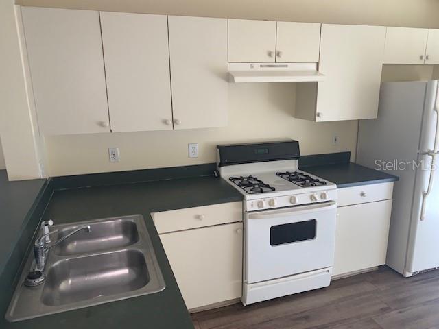 Listing photo id 0 for 205 Summer Sails Drive