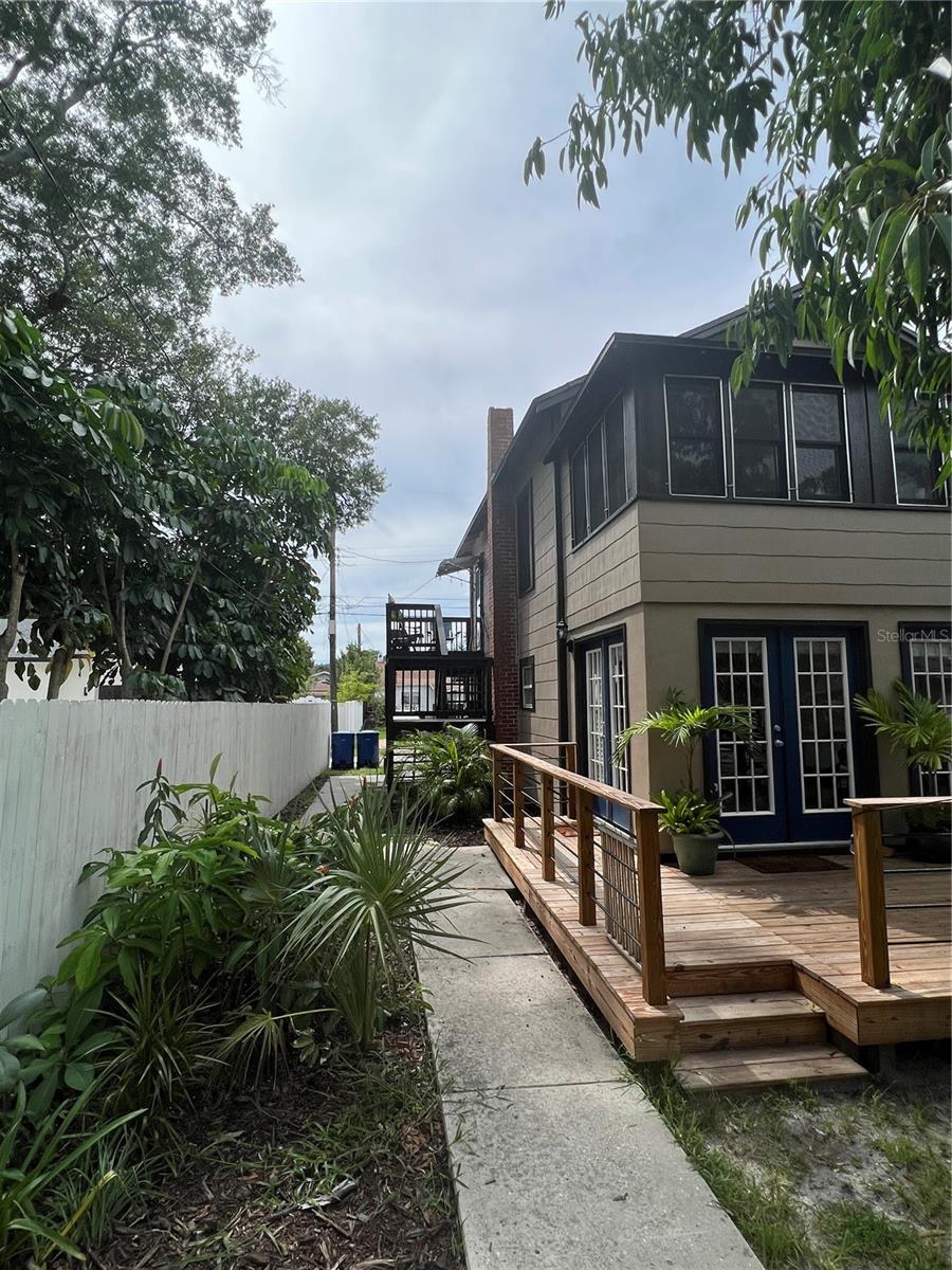 Image 2 of 46 For 2826 10th Street N Upper