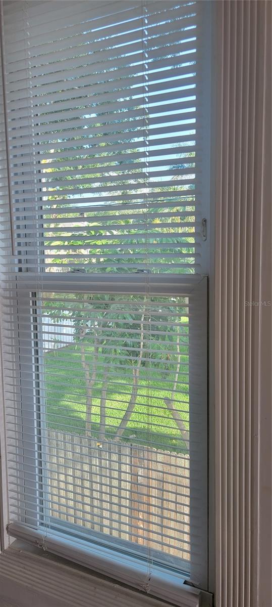 Image 21 of 46 For 2826 10th Street N Upper