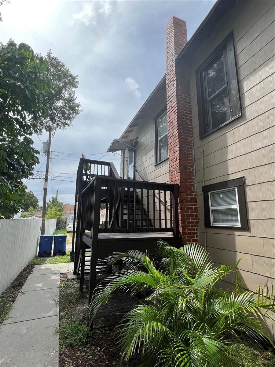 Image 3 of 46 For 2826 10th Street N Upper