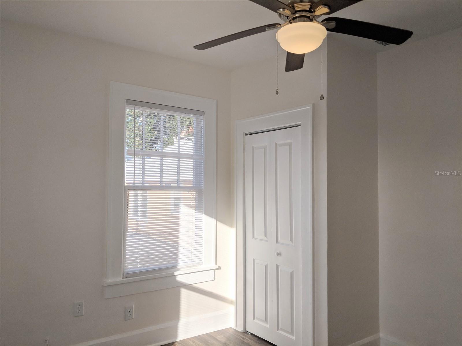 Image 37 of 46 For 2826 10th Street N Upper