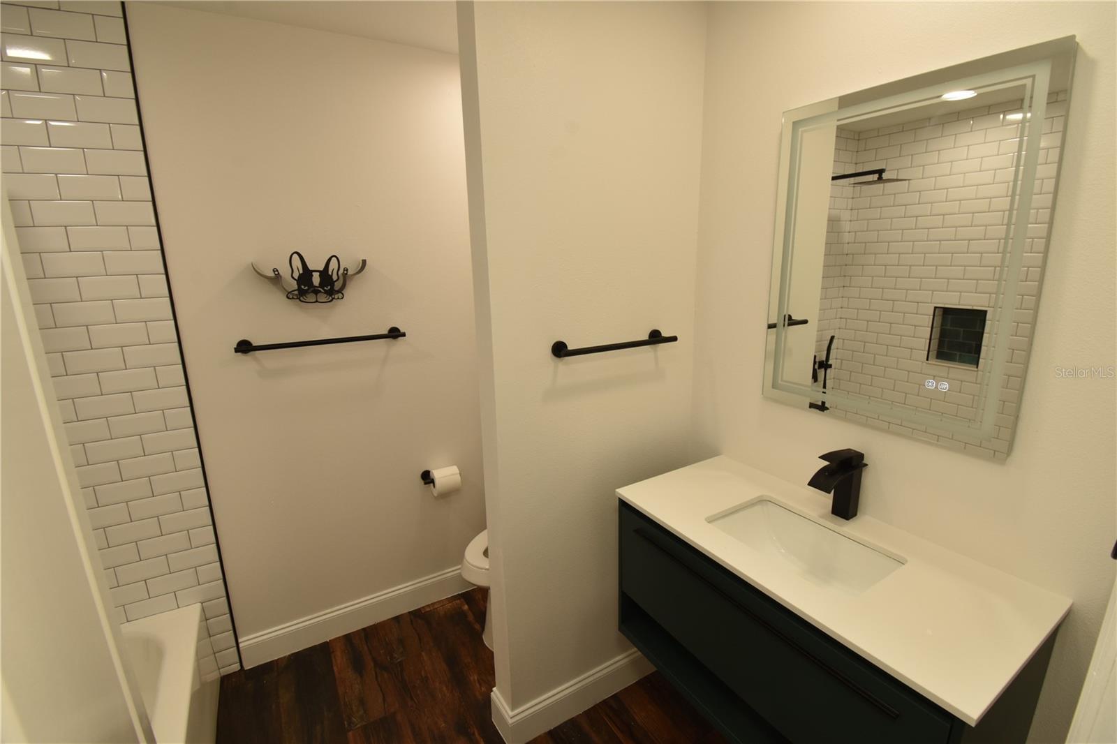 Image 20 of 31 For 13801 Cherry Creek Drive