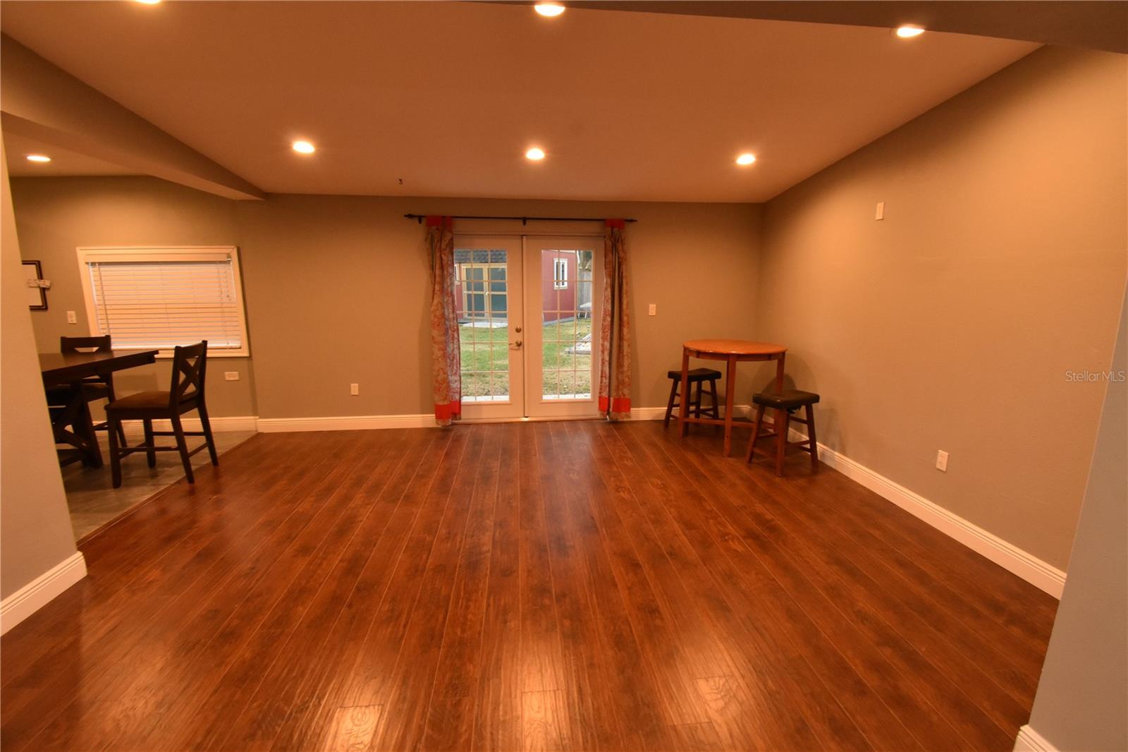 Image 6 of 31 For 13801 Cherry Creek Drive