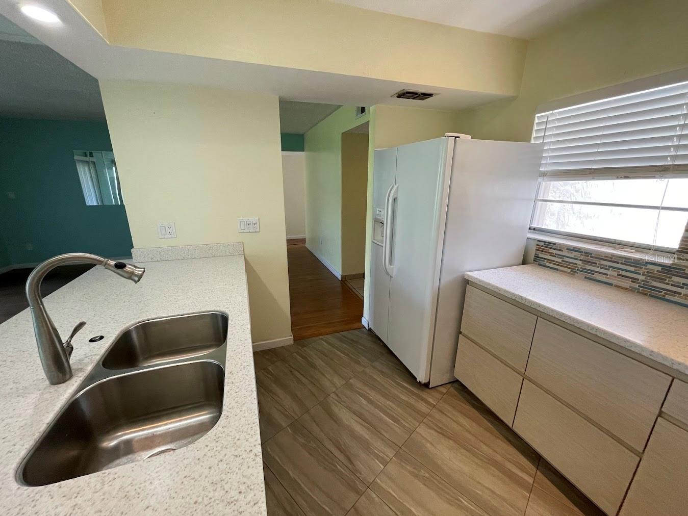 Image 12 of 41 For 2625 State Road 590  2514