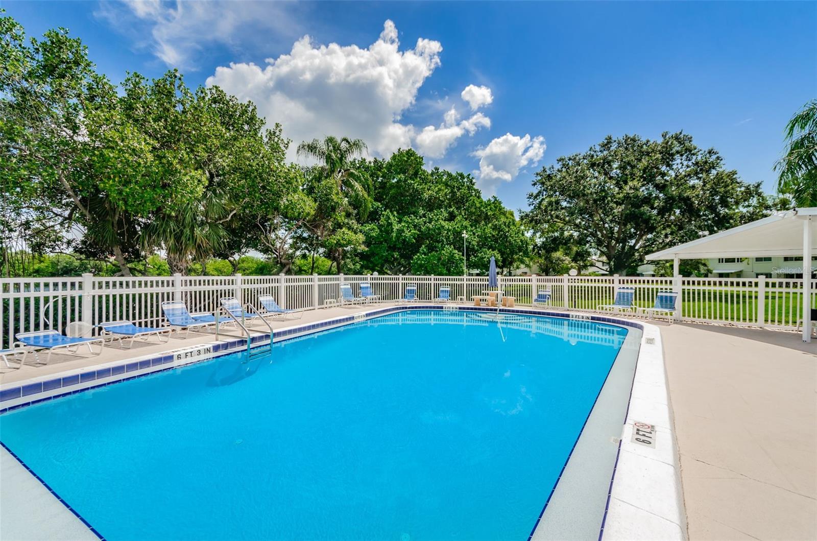 Image 4 of 22 For 4580 Overlook Drive Ne 191