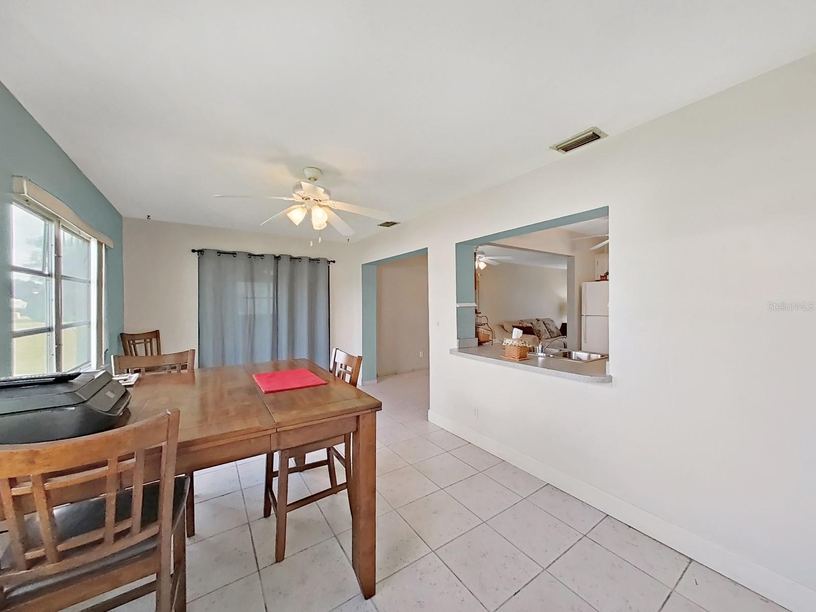 Listing photo id 24 for 3515 100th Terrace N