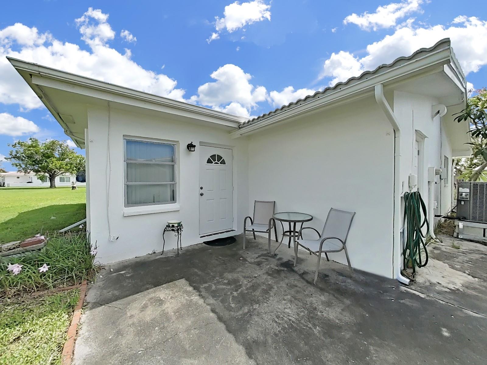 Listing photo id 27 for 3515 100th Terrace N
