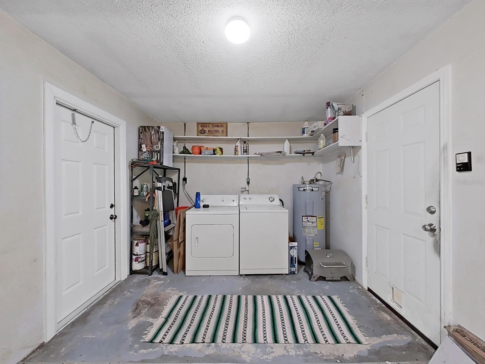 Listing photo id 30 for 3515 100th Terrace N