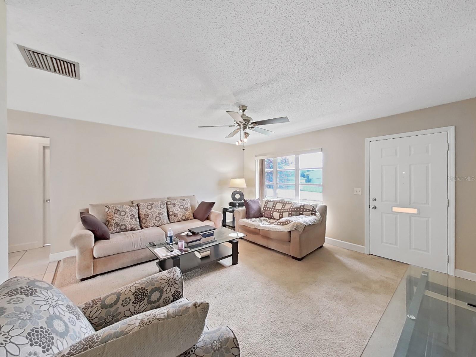 Listing photo id 4 for 3515 100th Terrace N