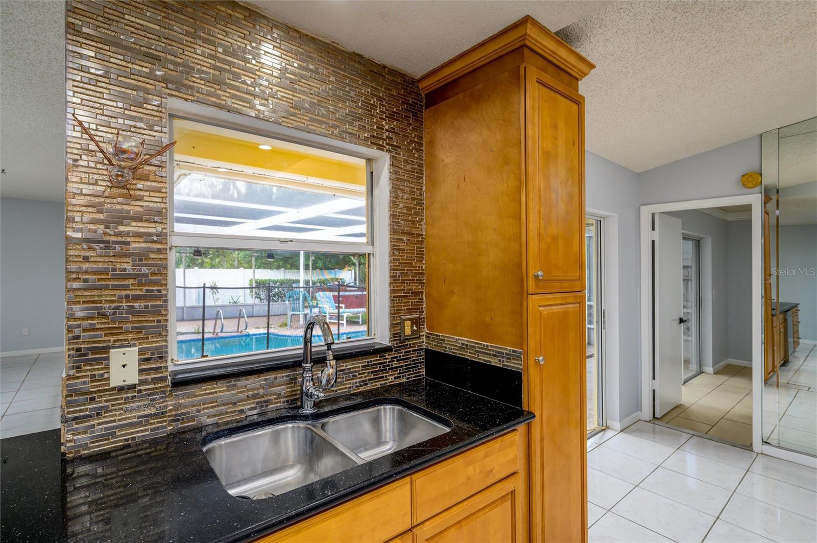 Image 11 of 31 For 17807 Fallowfield Drive