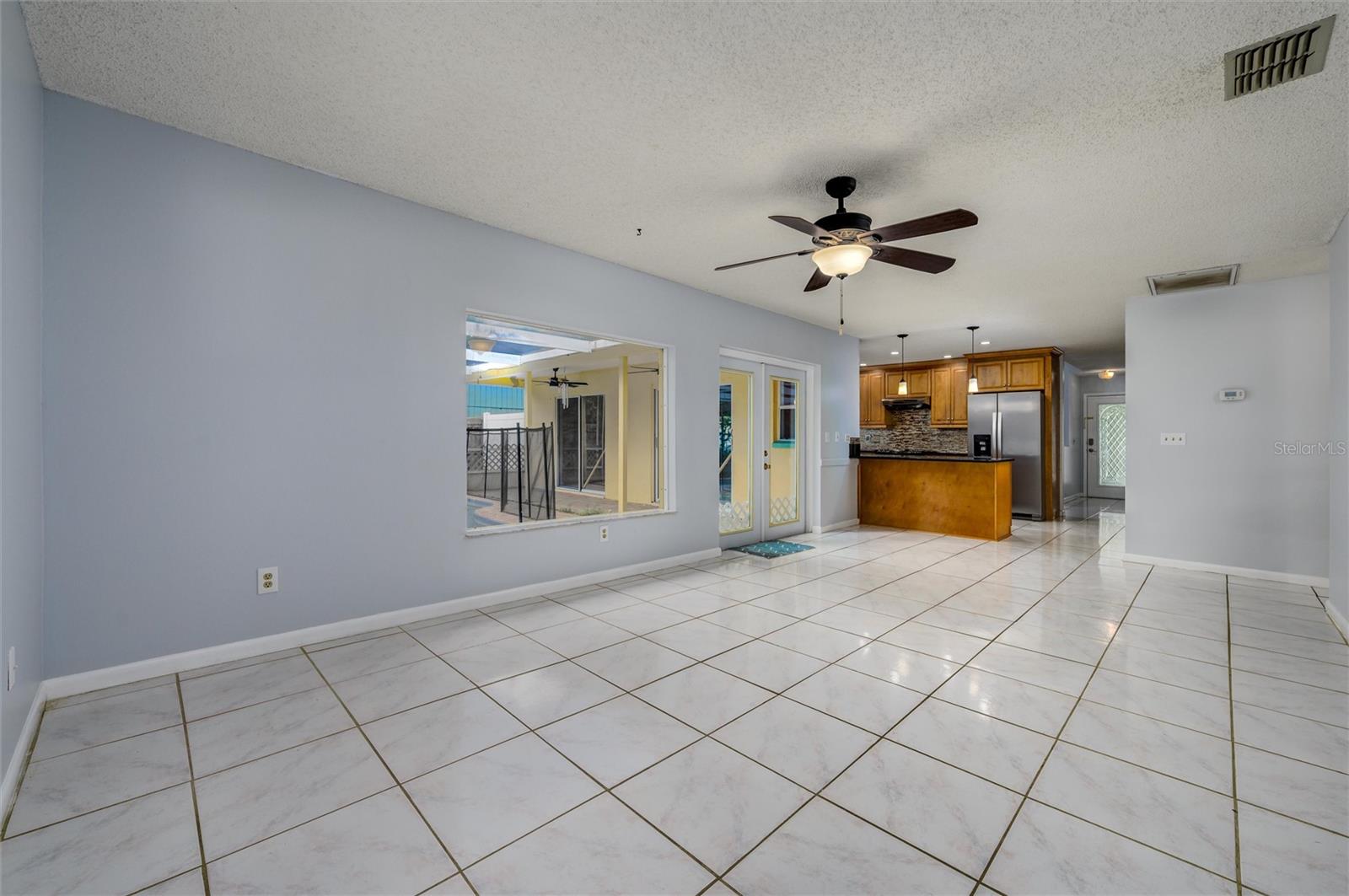 Image 14 of 31 For 17807 Fallowfield Drive
