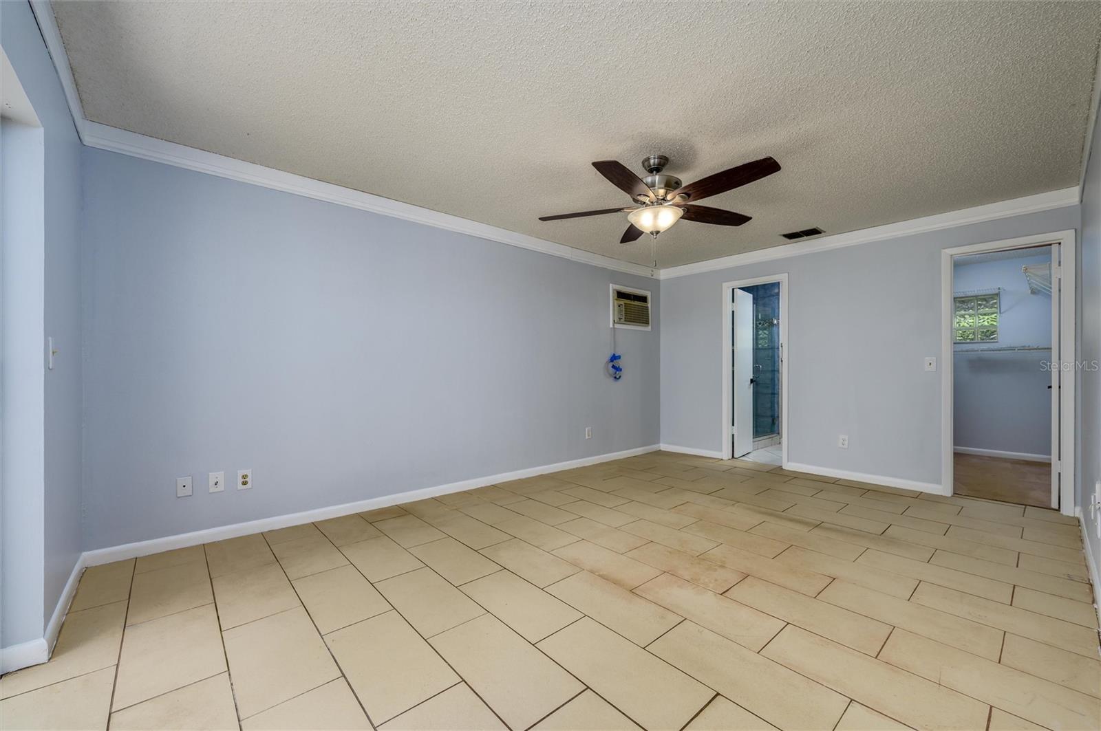 Image 16 of 31 For 17807 Fallowfield Drive